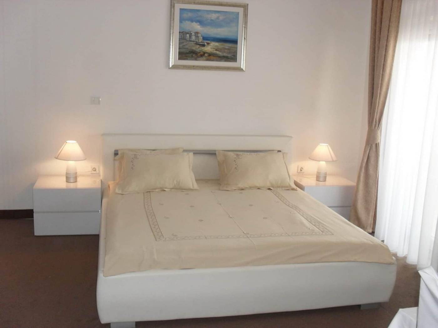 Rooms Elez-Croatia-ZAGREB-Room-9