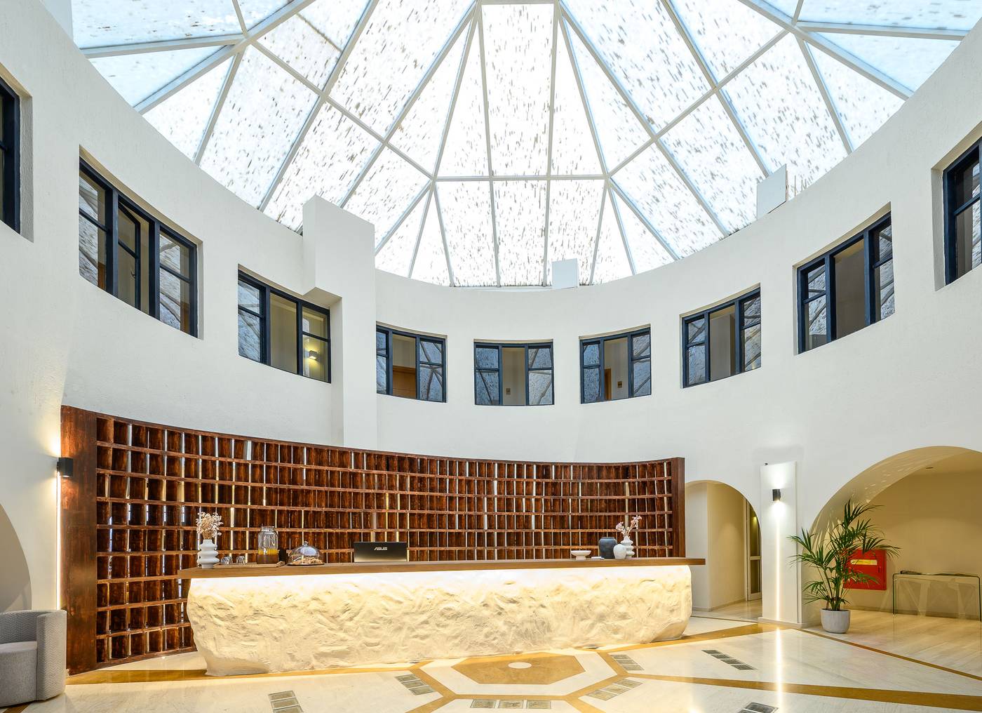 Malia Bay Beach Hotel and Bungalows