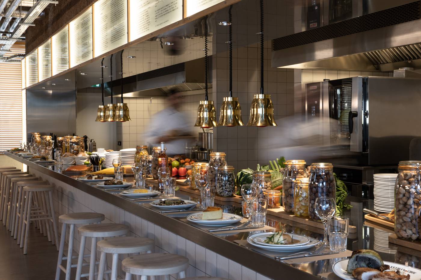 Mob-House-Restaurant-45