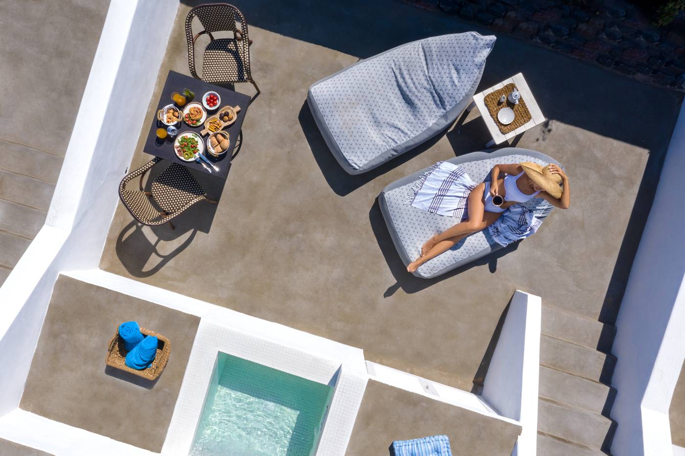 Santa-Irina-Luxury-Sunny-Lofts-Room-6