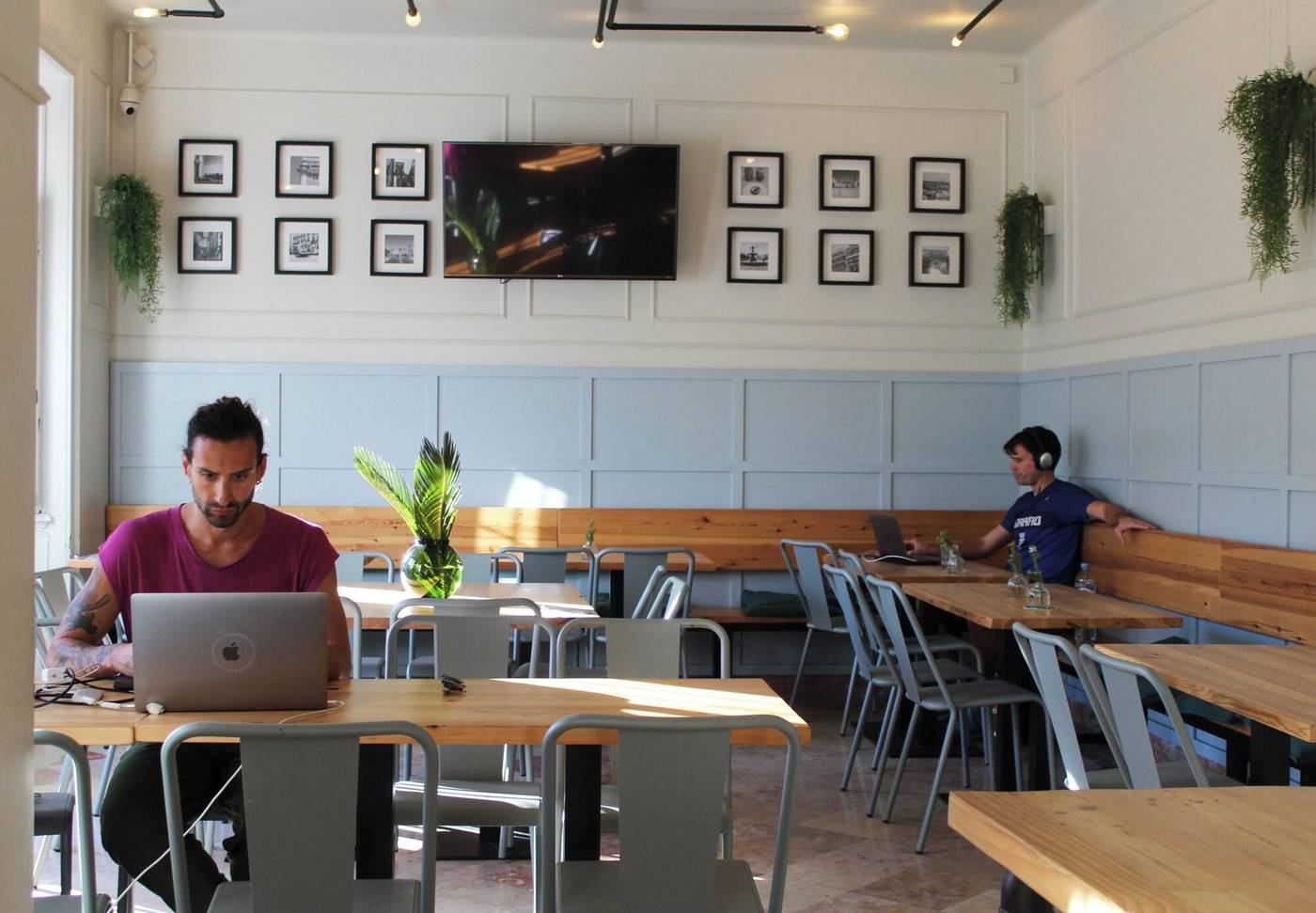 Sant-Jordi-Hostels-Lisbon-Restaurant-13