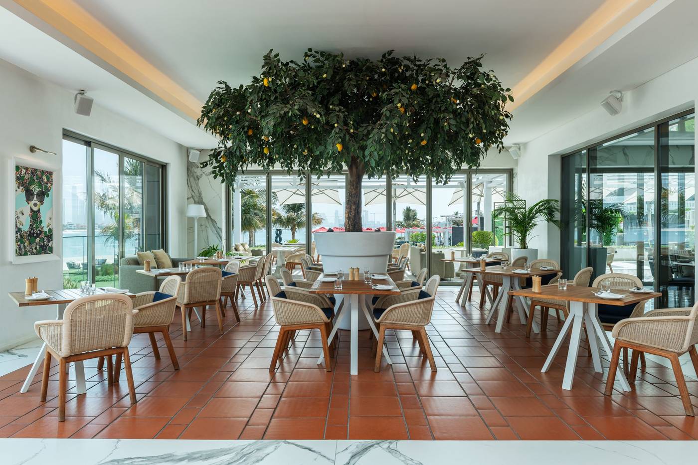 Th8 Palm Dubai Beach Resort