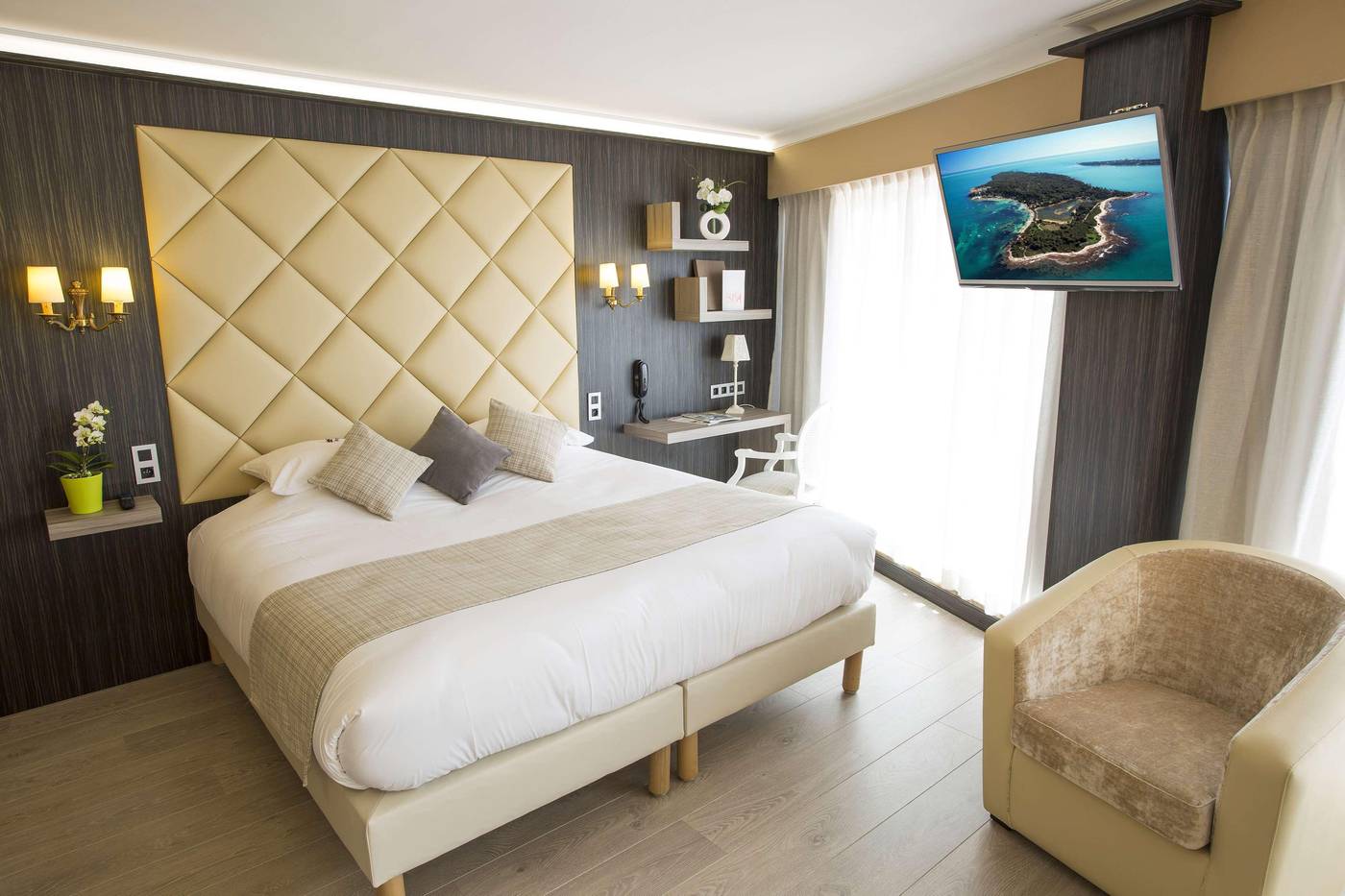 Best-Western-Plus-Cannes-Riviera---Spa-Room-9