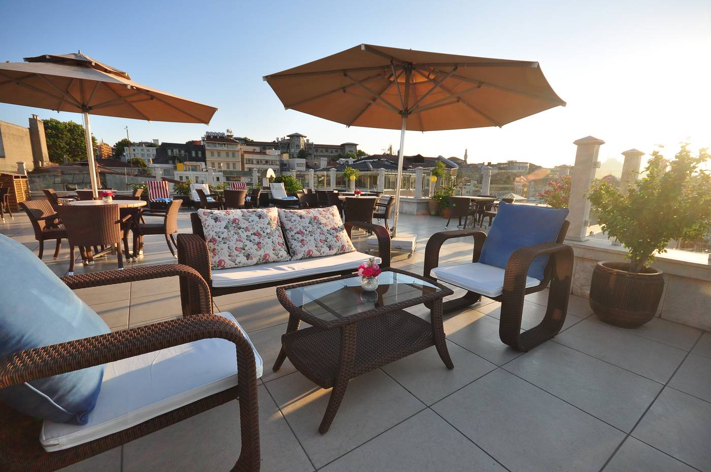 Neorion-Hotel-Terrace-34