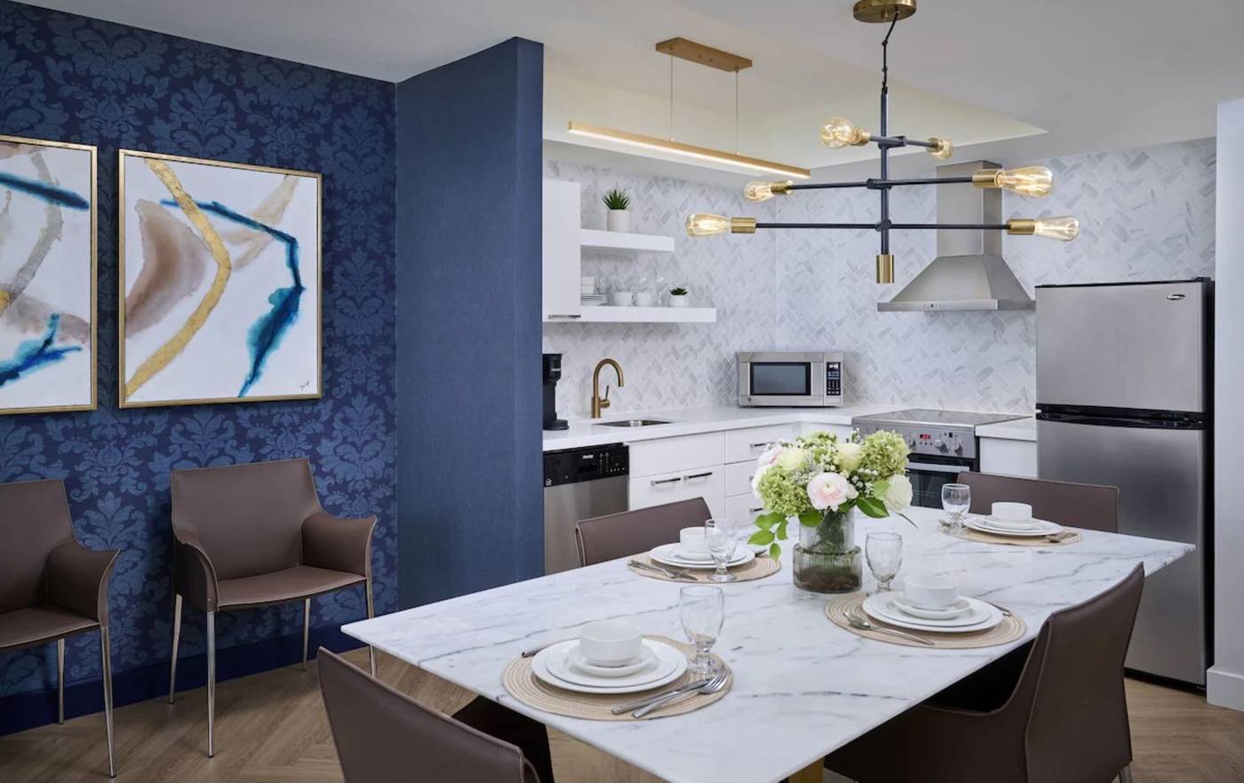 Pantages Hotel Downtown Toronto-Canada-TORONTO-Room-10