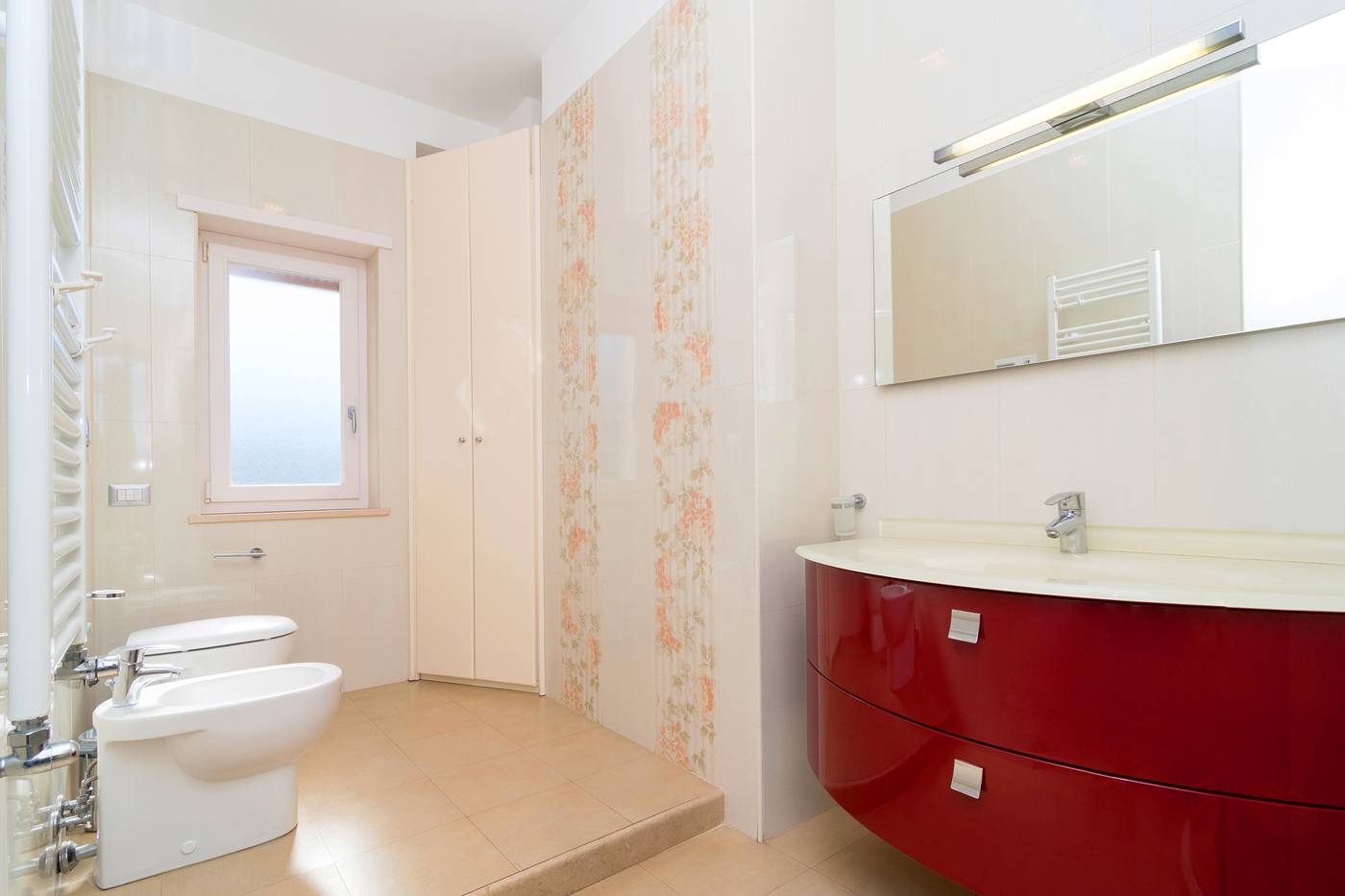 Emily-Suites-Room-10