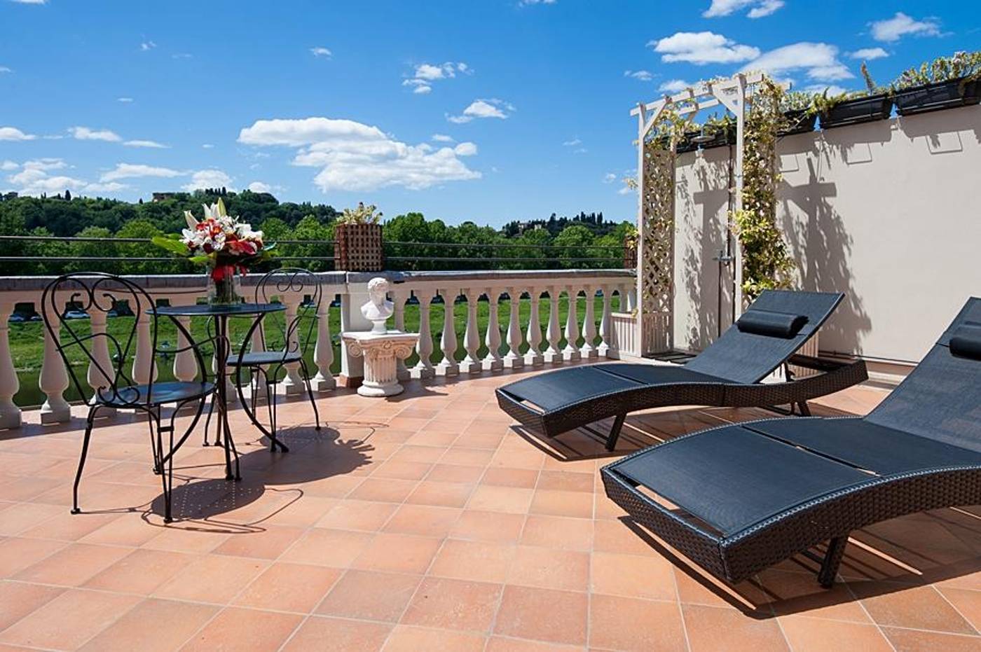 Hotel-Lungarno-Vespucci-50-Room-37