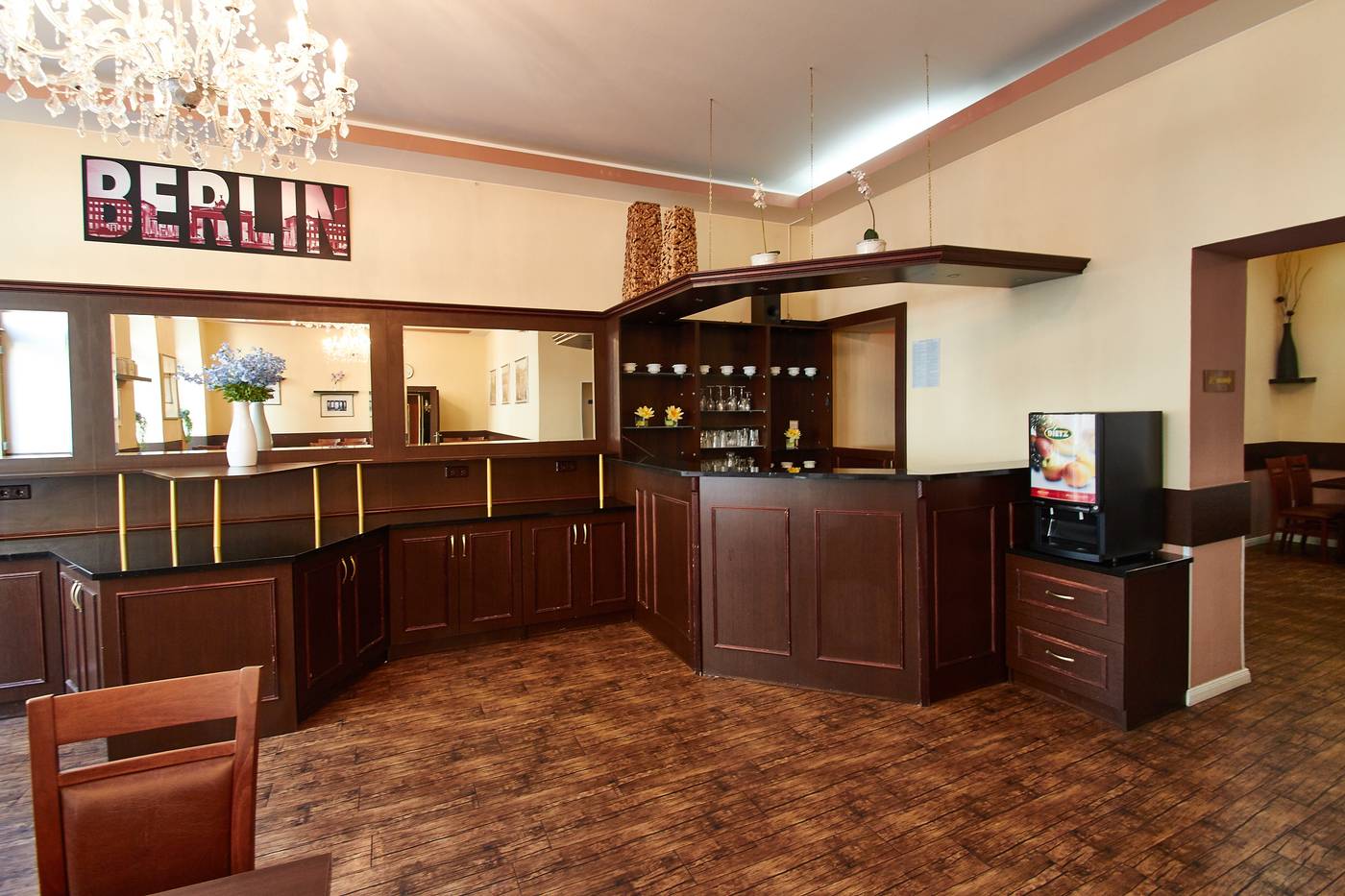 Europa-City-Restaurant-11