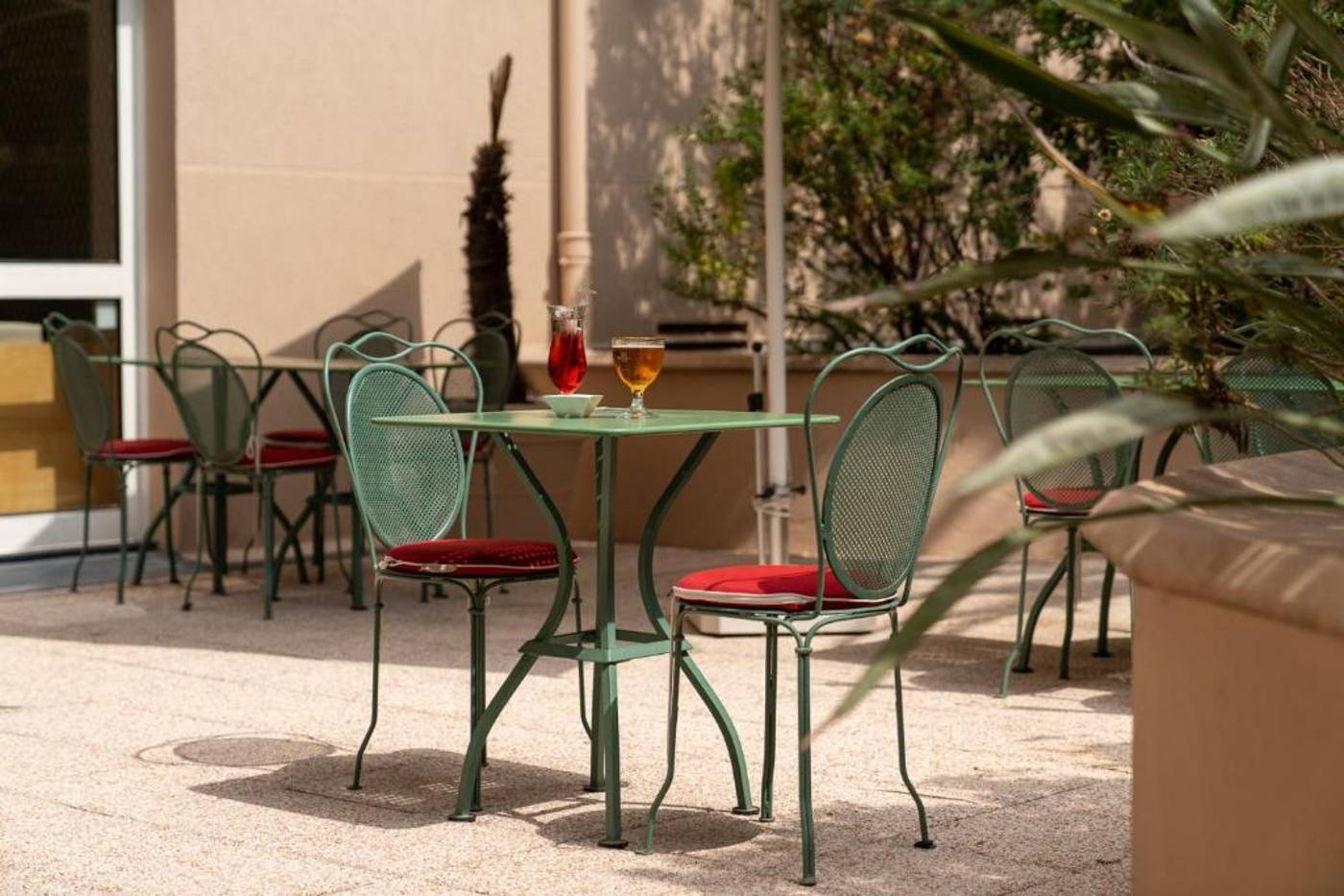 easyHotel-Nice-Palais-de-Congres-Lobby-4