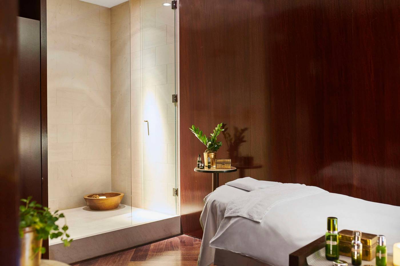 Park-Hyatt-Paris-Vendome-Sports-and-Entertainment-95