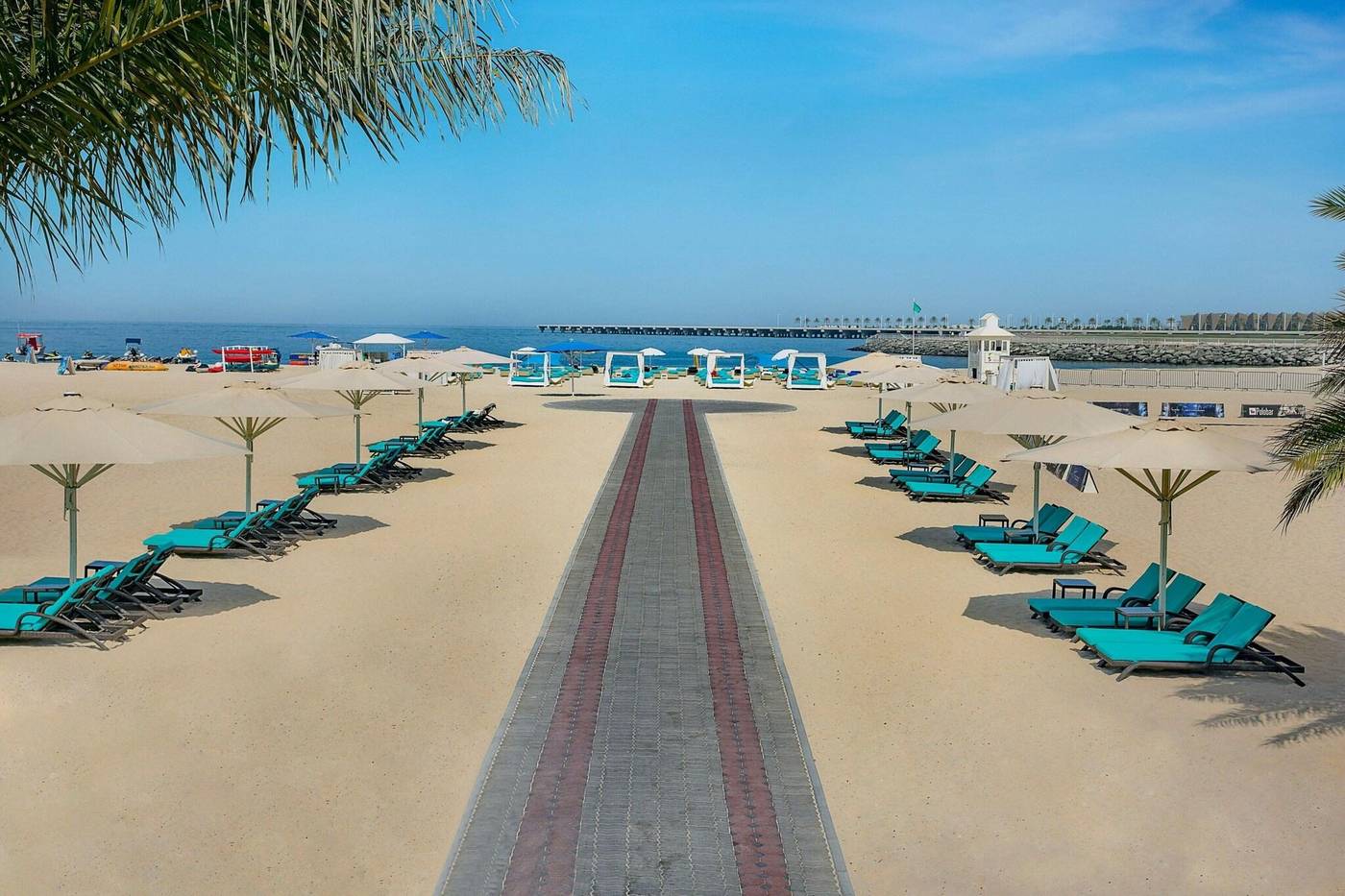 Habtoor-Grand-Resort--Autograph-Collection-Beach-13
