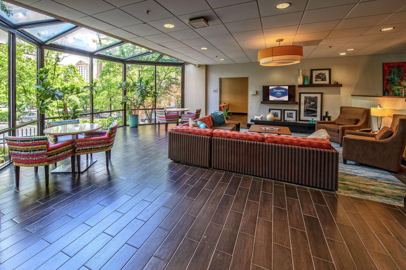 Hampton Inn West End Nashville-United States-NASHVILLE-Lobby-4