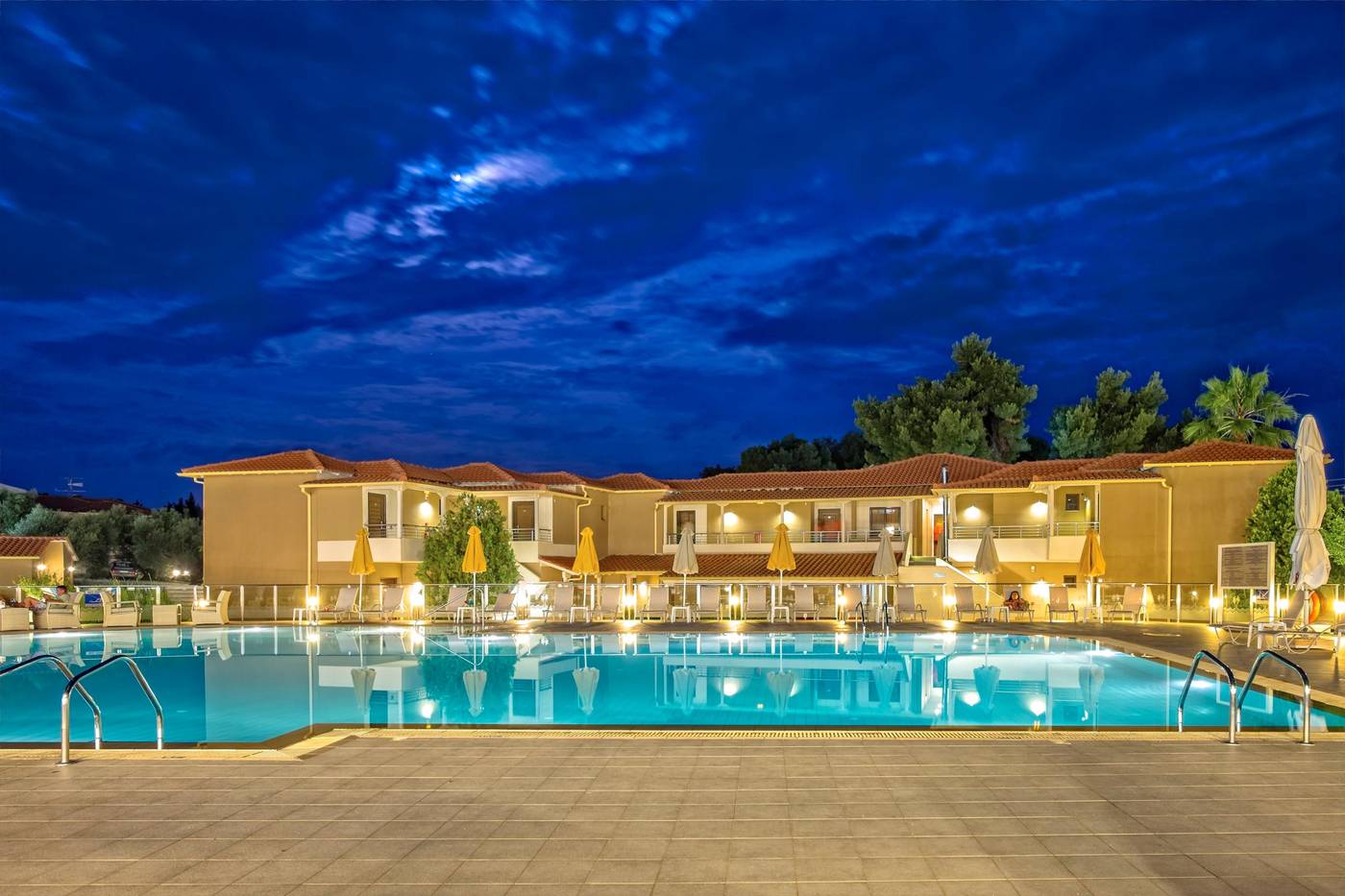 Lagomandra-Beach-Hotel-General-view-4
