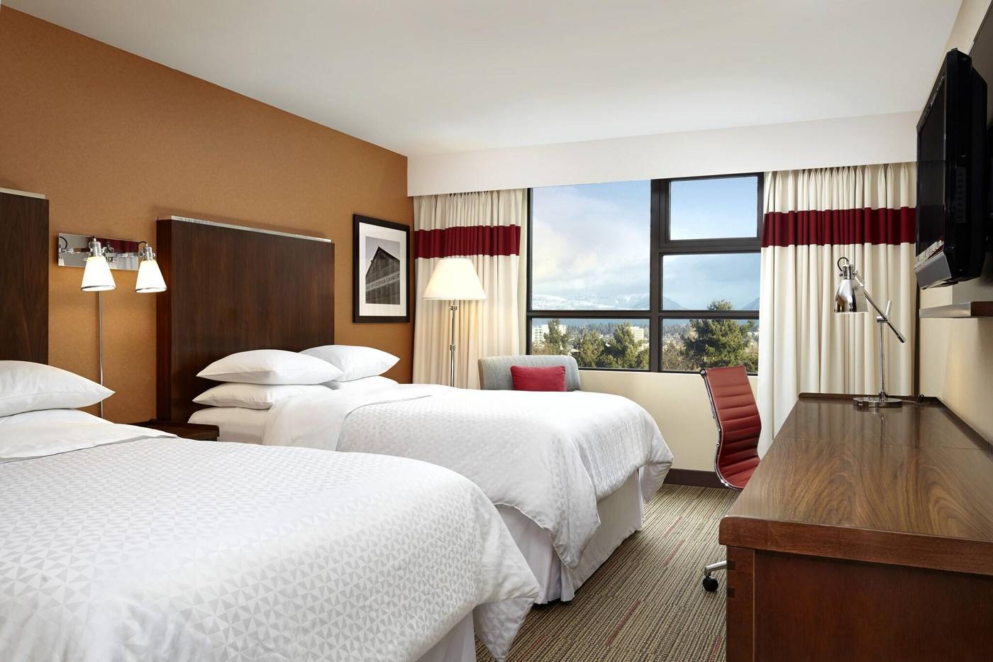 Grand-Park-Hotel-Vancouver-Airport-Room-7