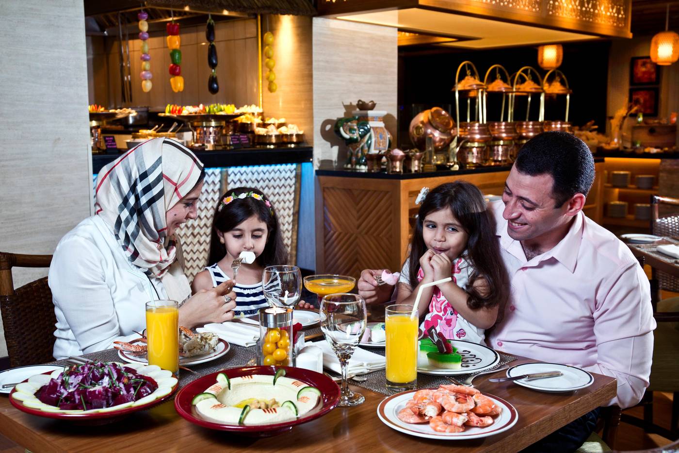 Hotel-Crowne-Plaza-Deira-Restaurant-52