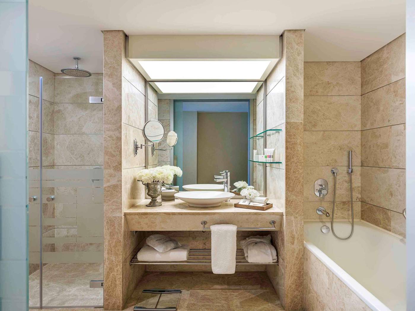 Swissotel-Grand-Efes-Izmir-Room-43