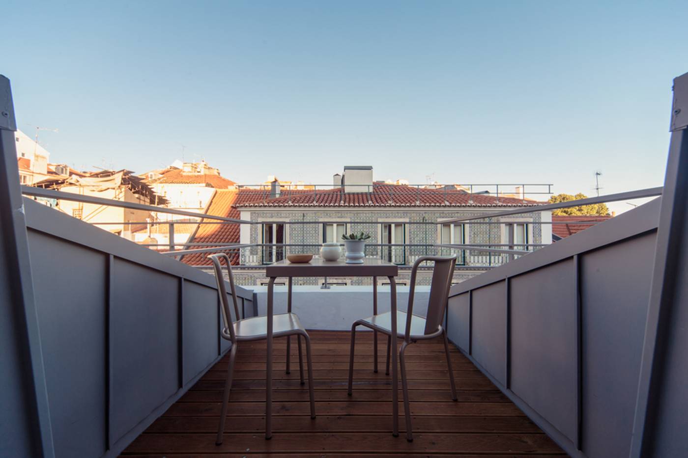 Dear-Lisbon-Gallery-House-Room-27