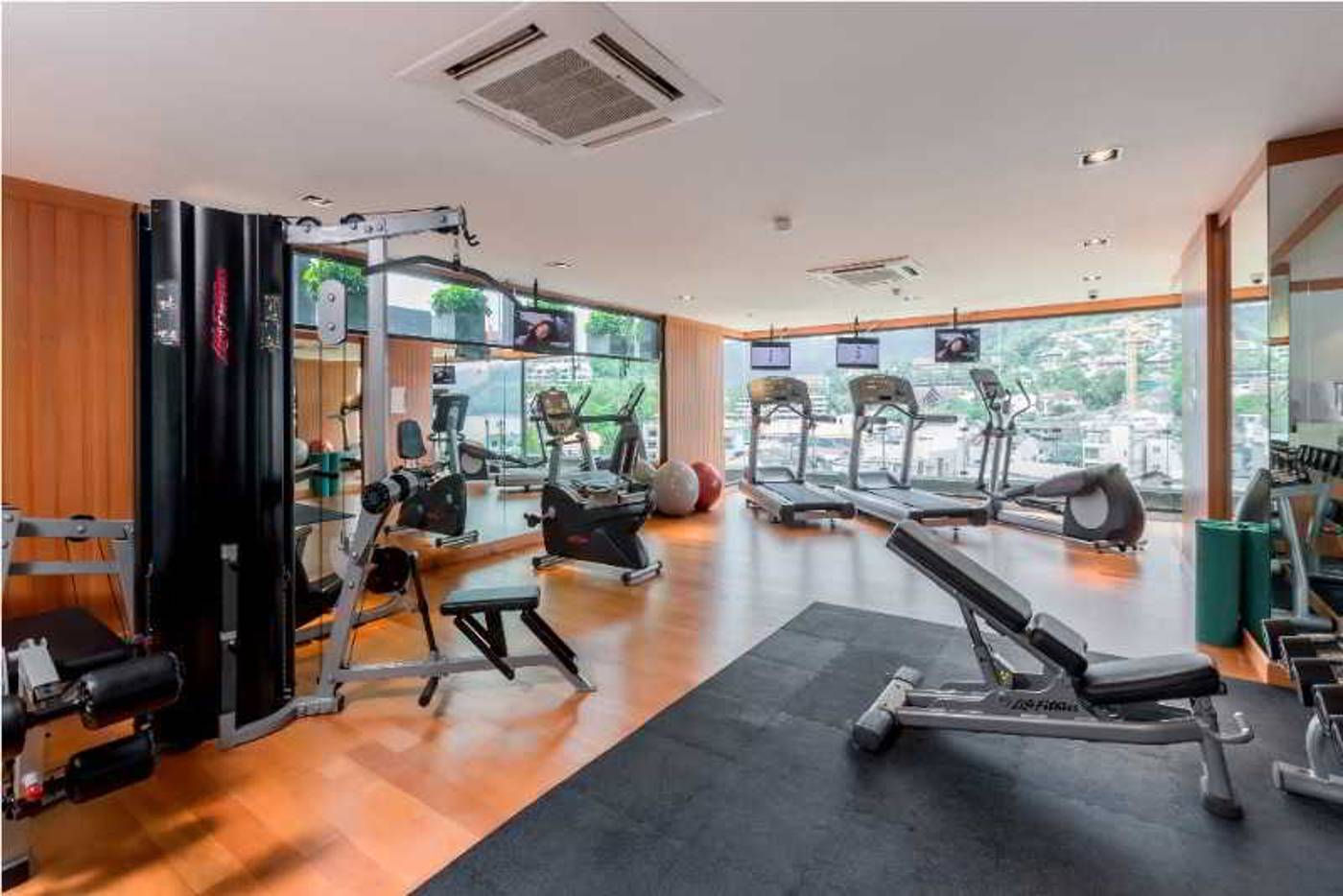 The-Charm-Resort-Phuket-Sports-and-Entertainment-66