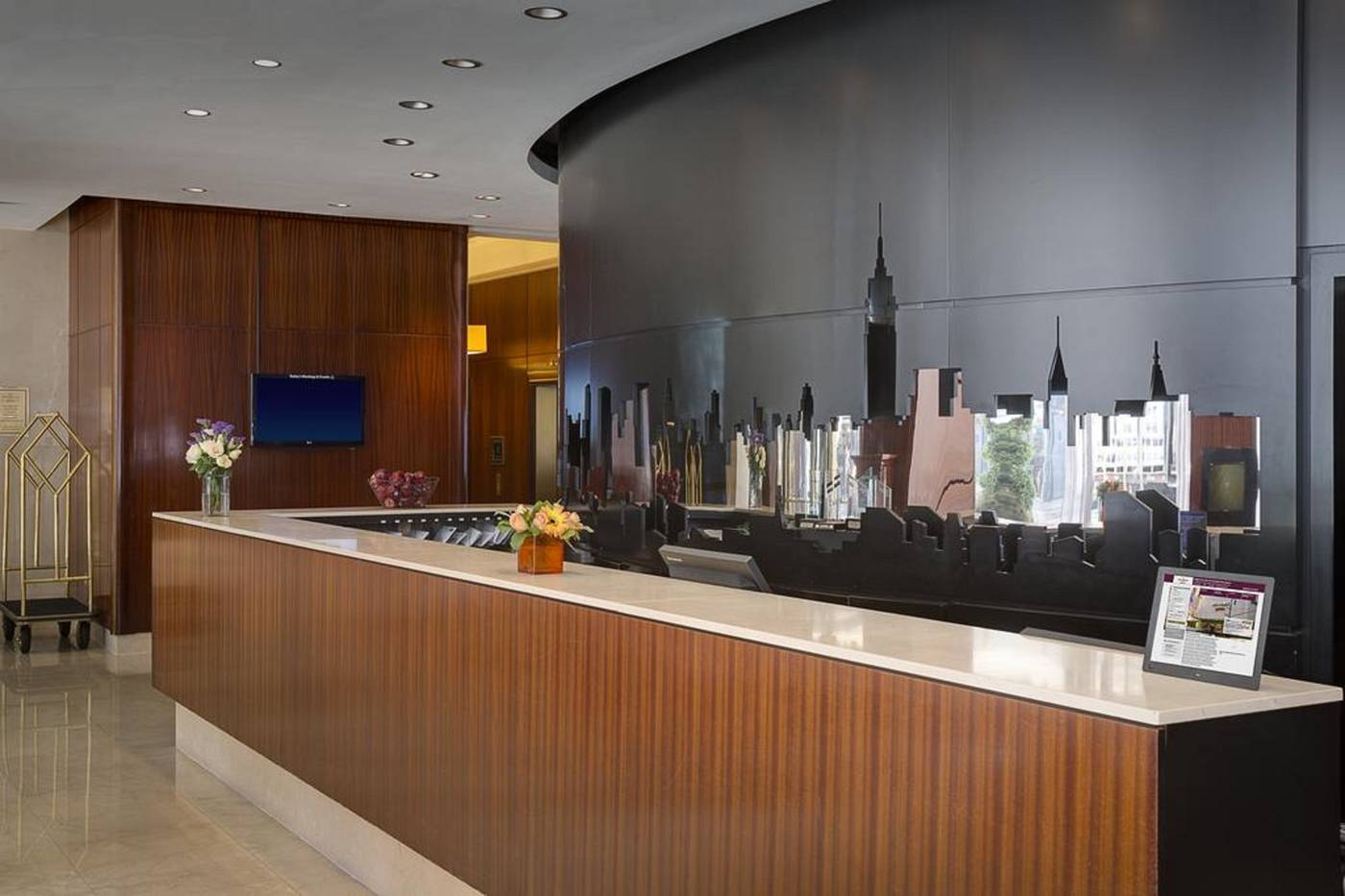 Residence-Inn-By-Marriott-New-York-Manhattan-Times-Square-Lobby-3