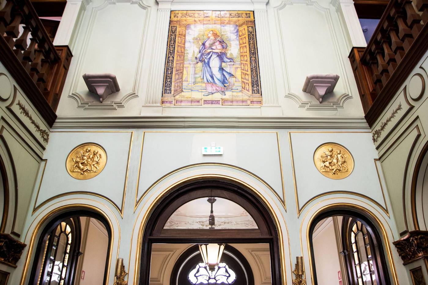 Sant-Jordi-Hostels-Lisbon-Lobby-16