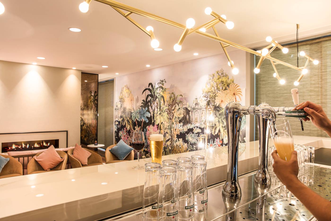 Monet-Garden-Hotel-Amsterdam-Bar-12