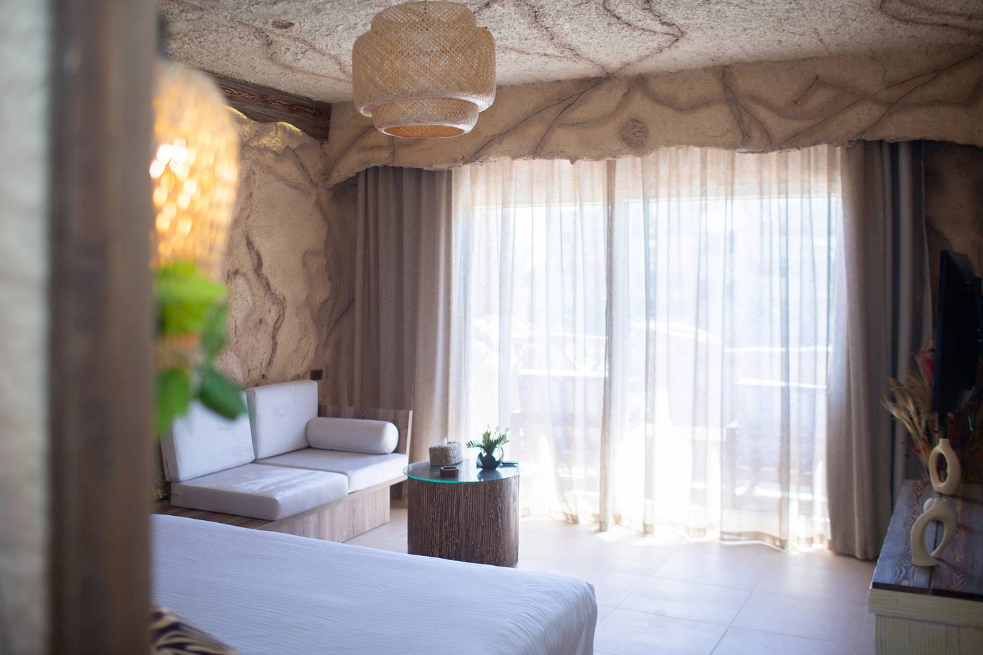 Caves Beach Resort - Adults Only (16+)