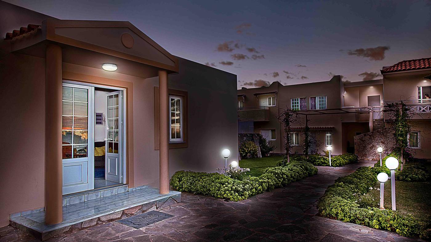 Villa-Mare-Monte-General-view-15