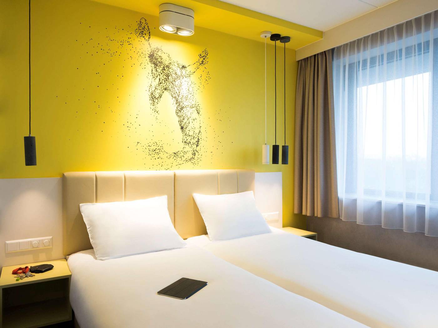 ibis-Styles-Haarlem-City-Room-39