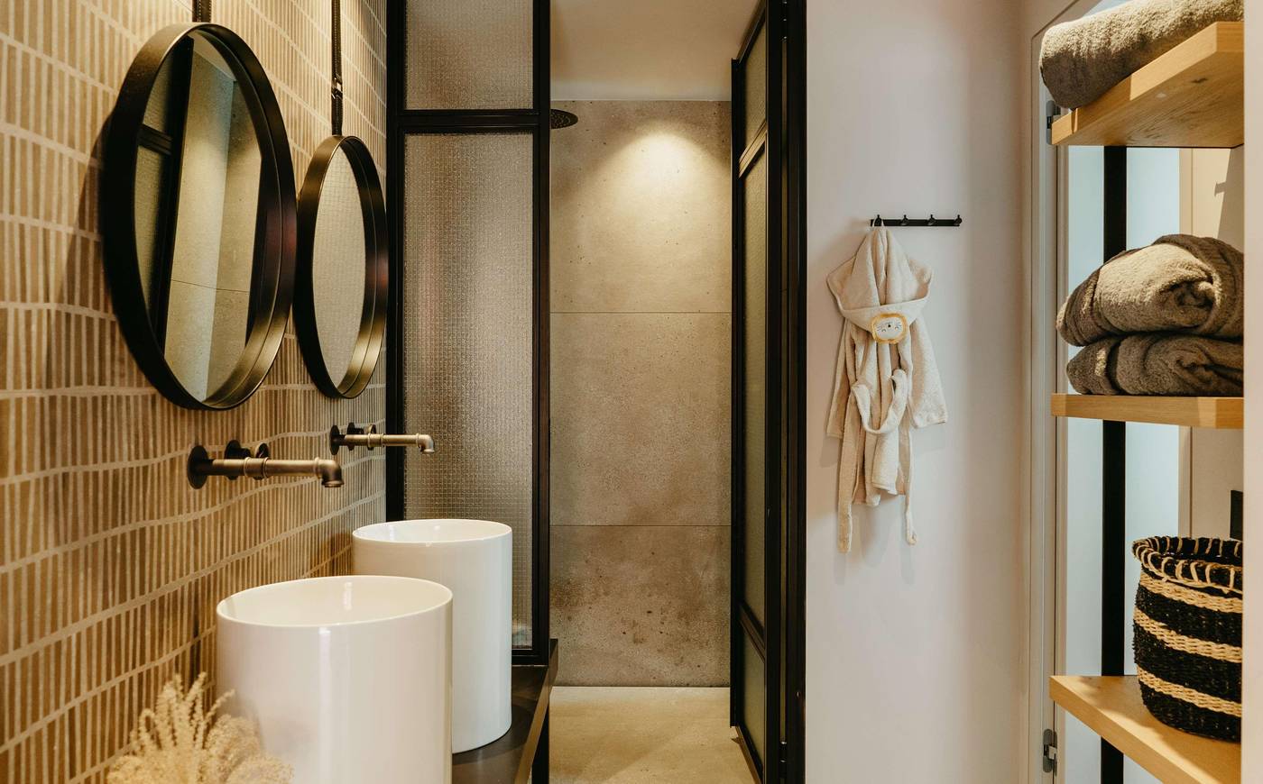 Candia-Park-Village-Room-39