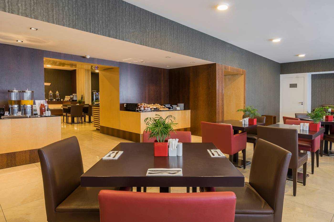 HF-Fenix-Urban-Restaurant-1