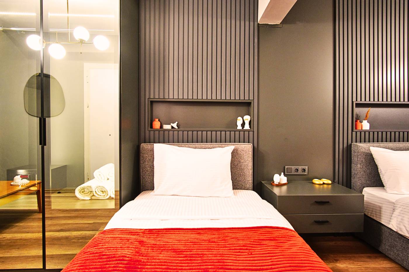 TAKS-INN-Suites-Room-15