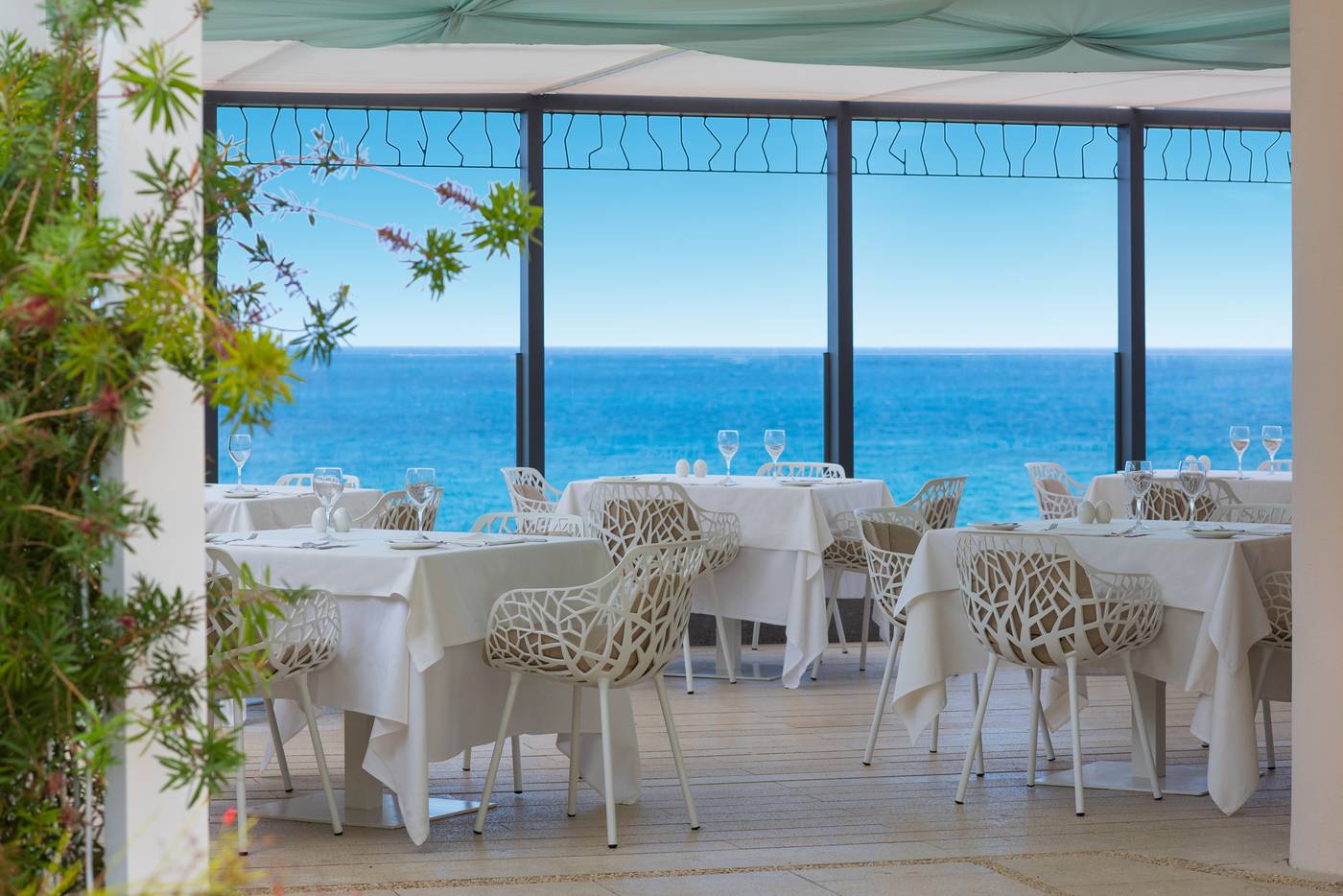 IBEROSTAR-Grand-Hotel-Salome-Restaurant-61