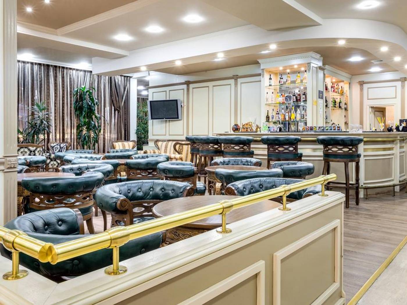 Tiara-Beach-Restaurant-28