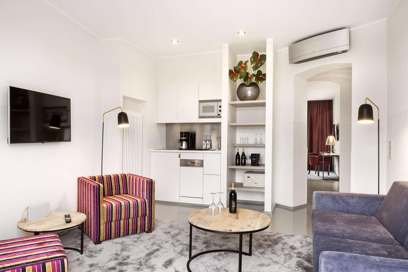 Lux-11-Berlin-Mitte-Room-28