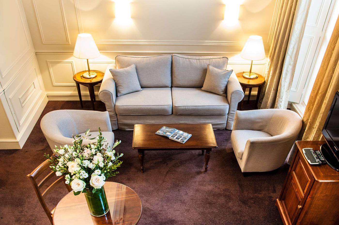 Saint-James-Albany-Paris-Hotel-Spa-Room-20