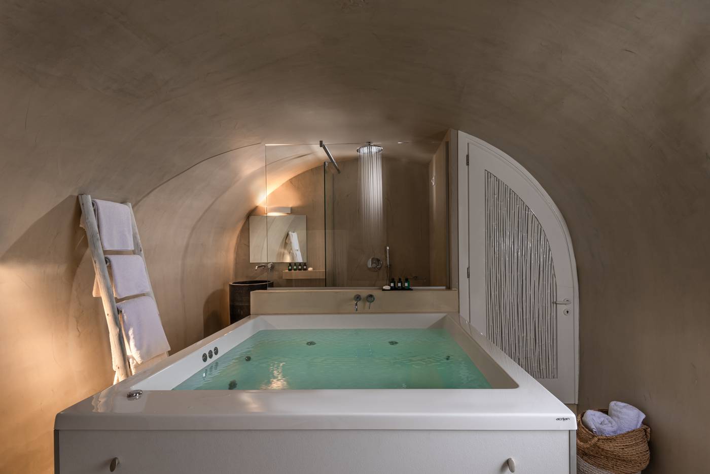 Mythical-Blue-Luxury-Suites-Room-60