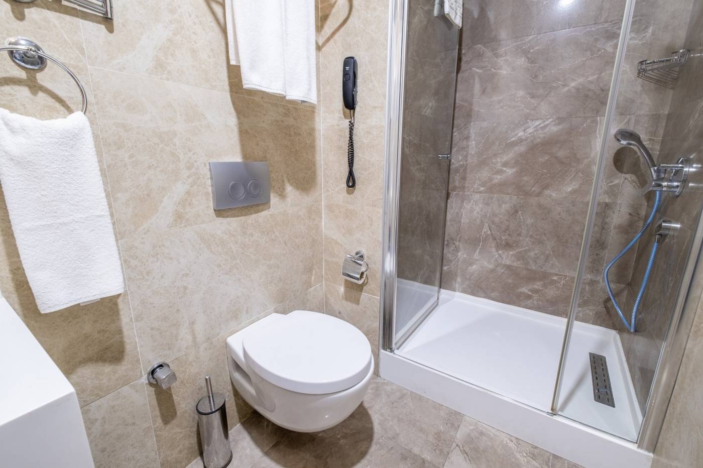 Park-by-Clover-Hotel-Room-53