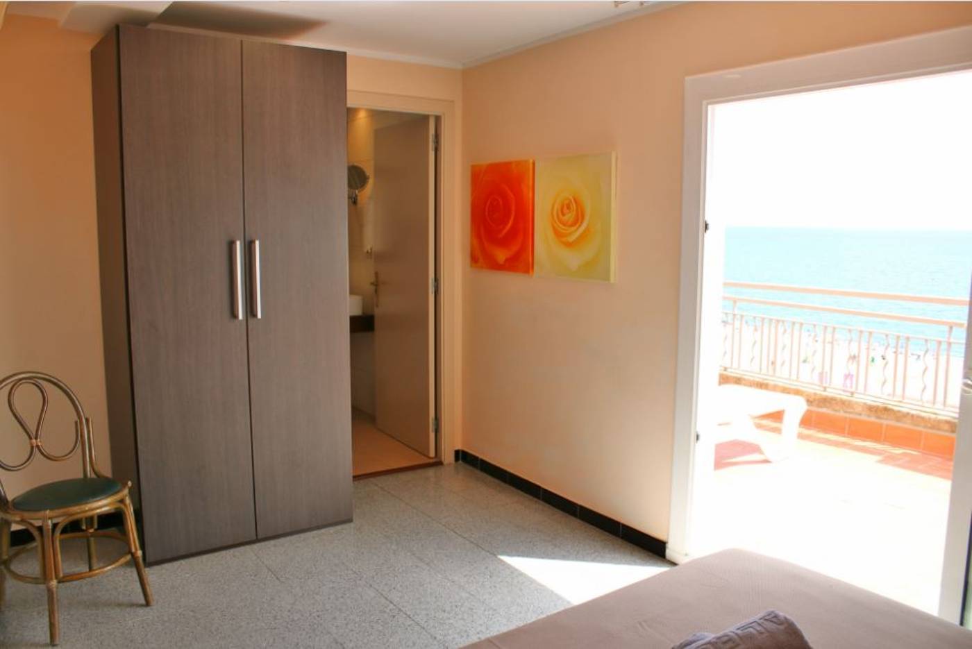 30-Degrees-Hotel-Espanya-Room-12