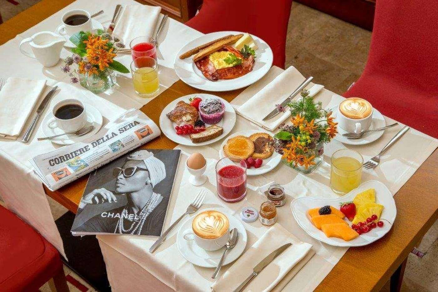 Unaway-Hotel-Empire-Roma-Restaurant-46