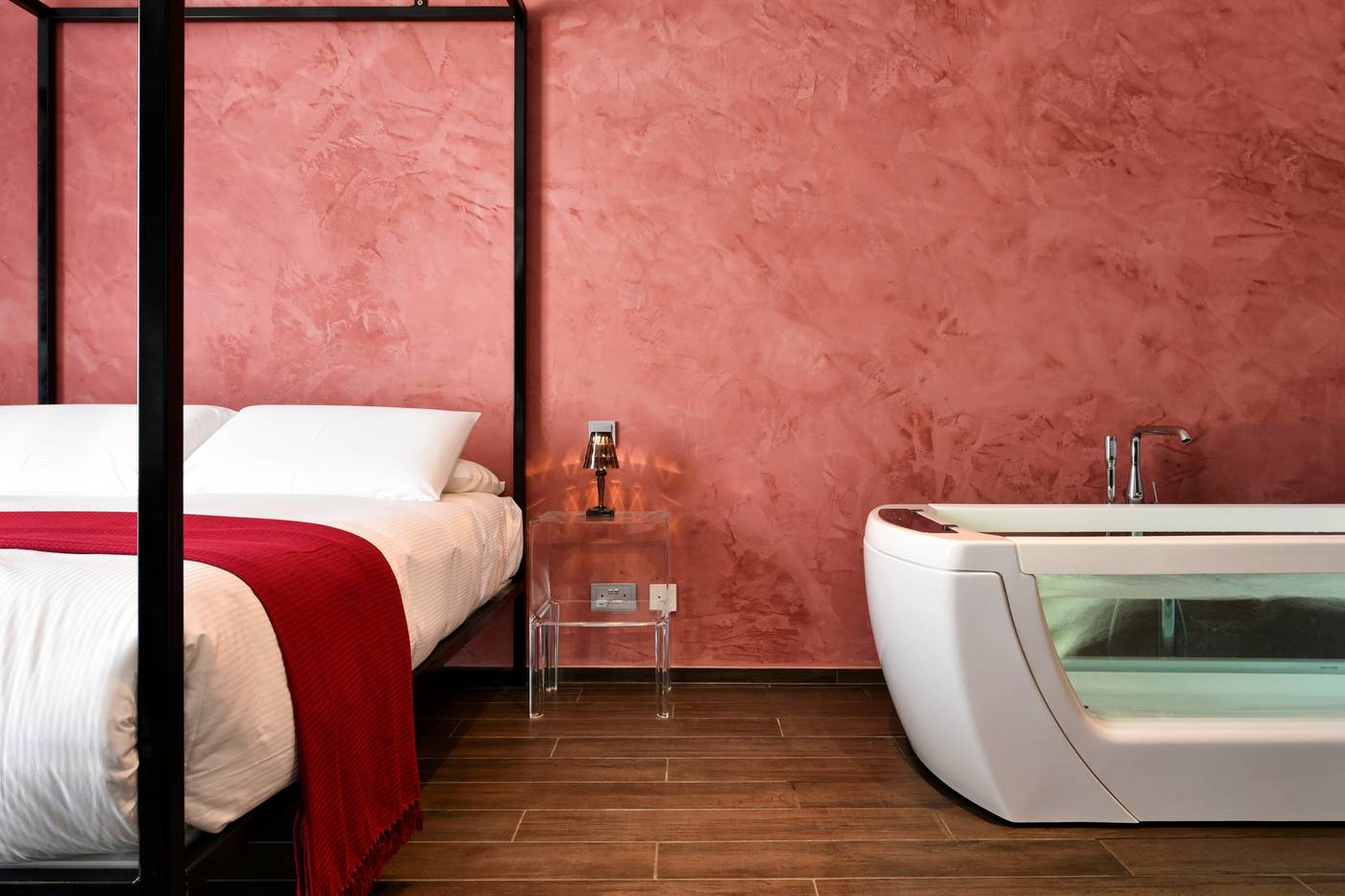 Quaint-Boutique-Hotel-Sannat-Room-11