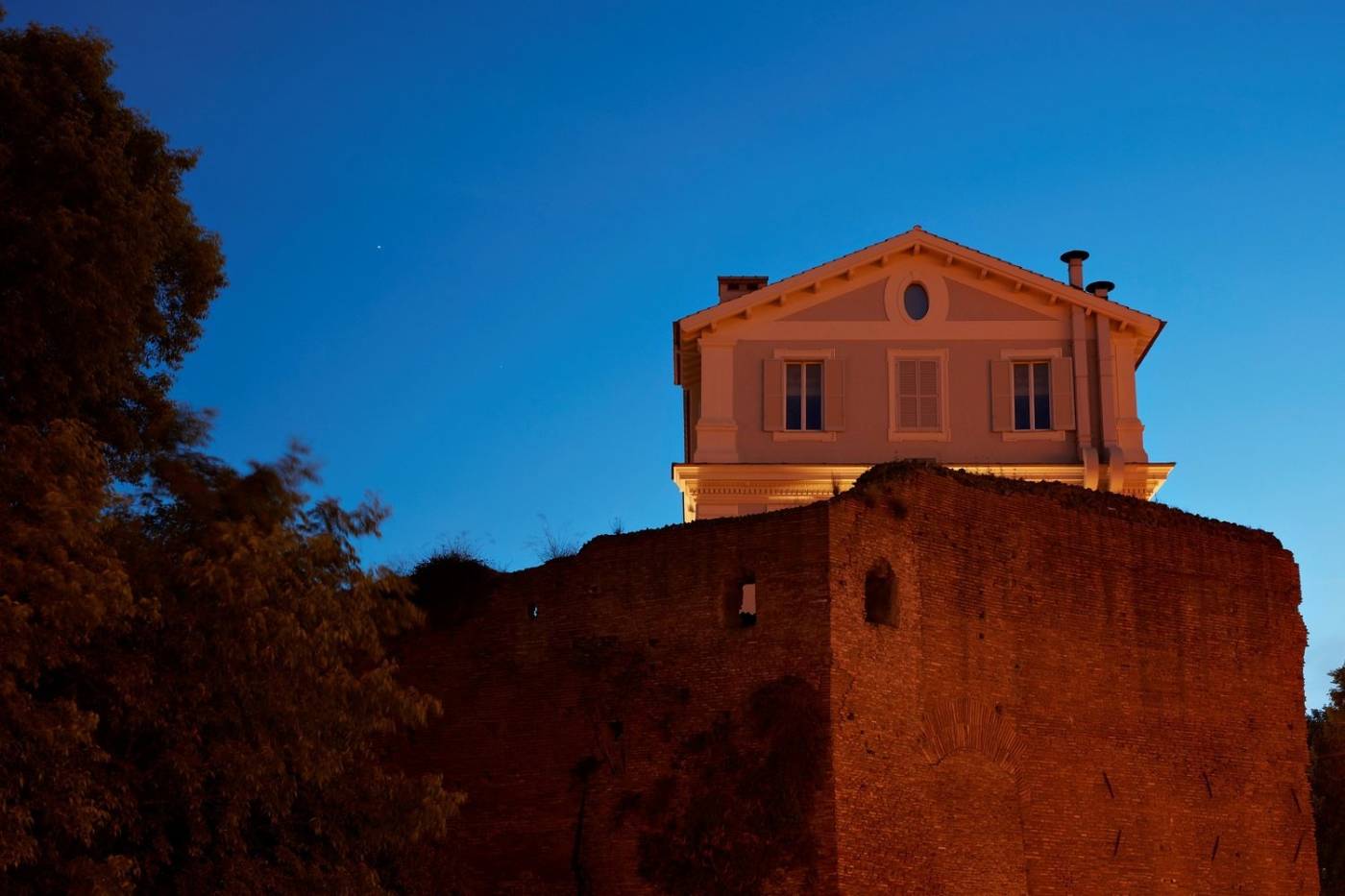 The-Building-General-view-77