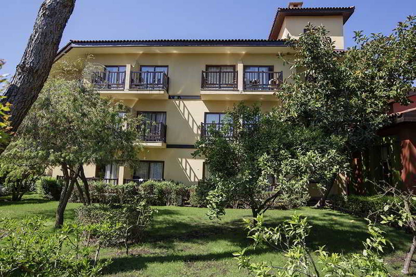 Alba-Resort-Hotel-General-view-18