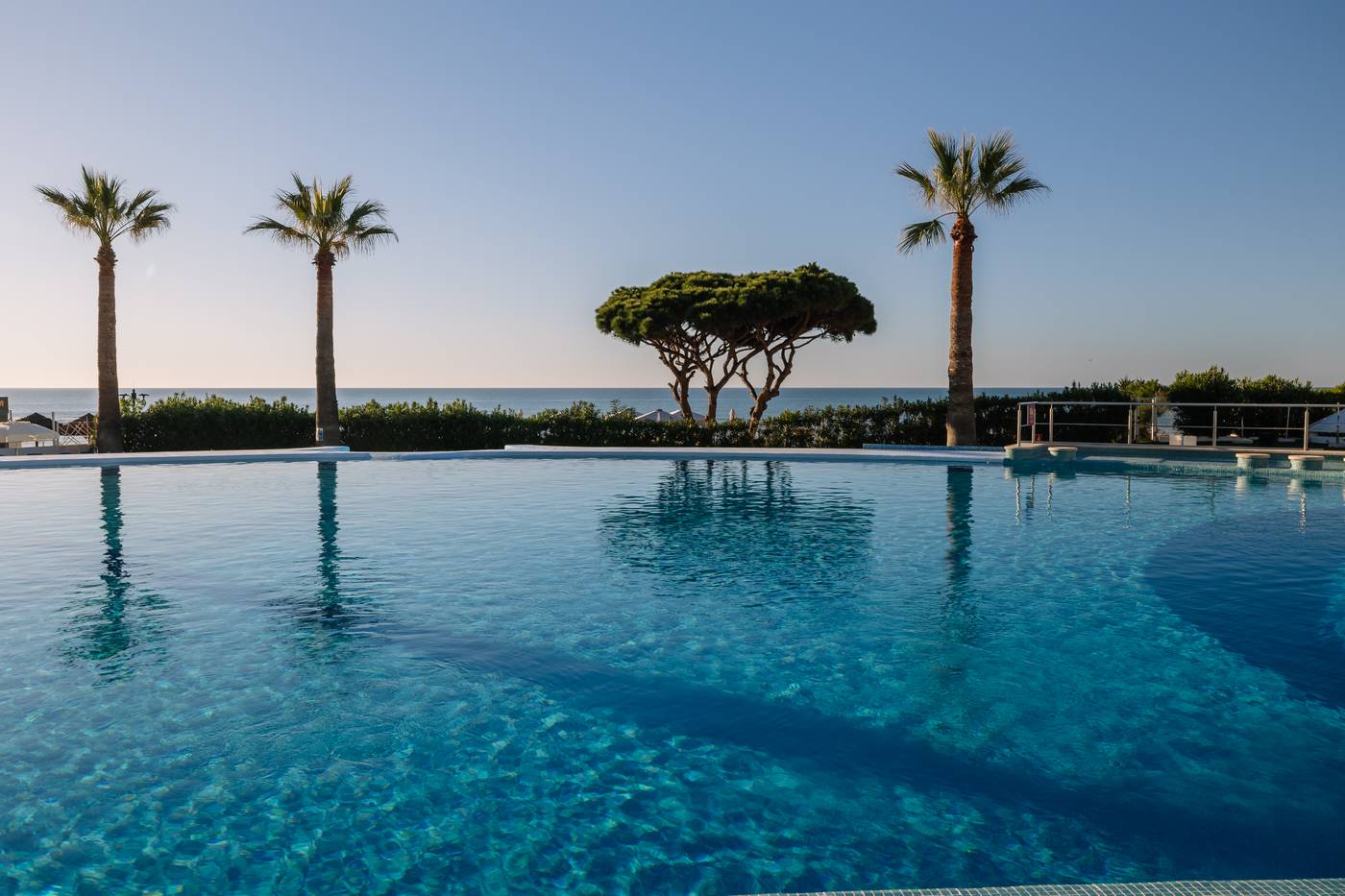 Grand-Muthu-Oura-View-Beach-Club-Pool-6