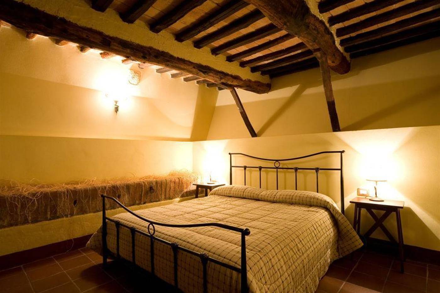 Antico Borgo Poggiarello-Italy-MONTERIGGIONI -General view-5