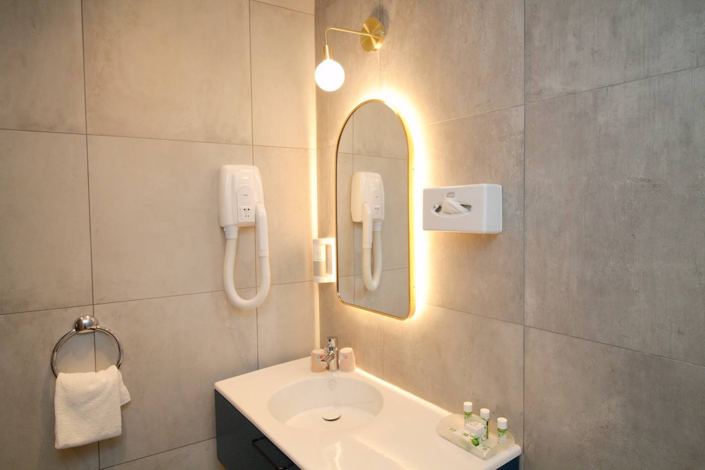 HOTEL-PRINCESSE-CAROLINE-Room-21