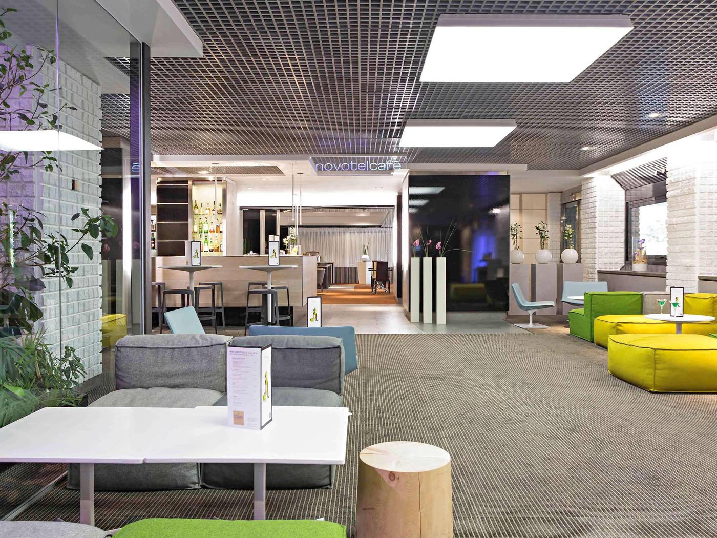 -o-Hostel-Milano-Ca--Granda-Bar-12