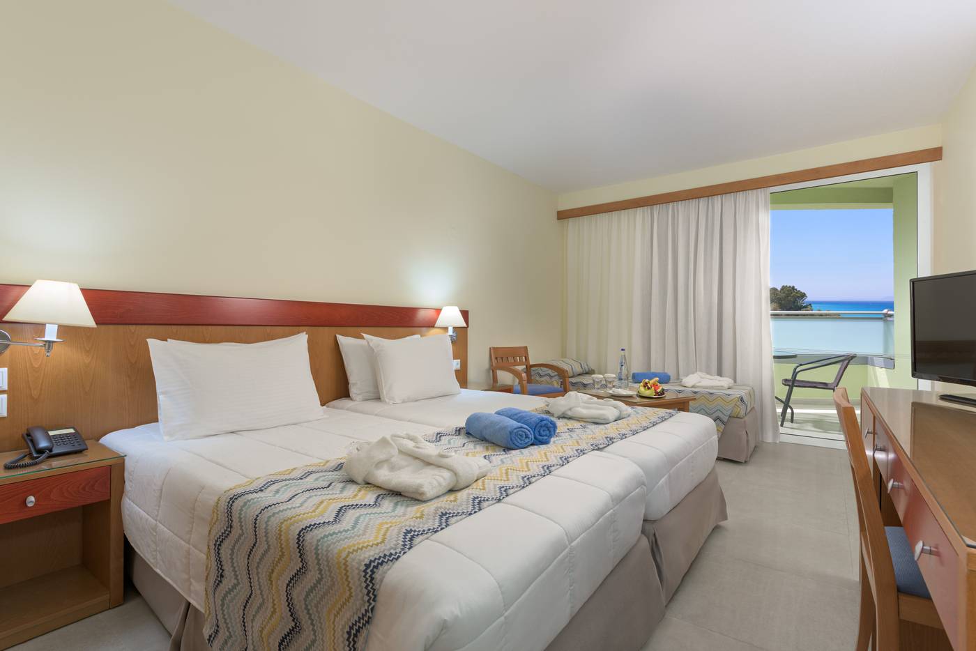 Avra-Beach-Resort-Hotel---Bungalows-Room-23