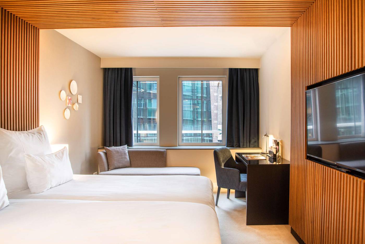 Pestana-Amsterdam-Riverside-Room-36