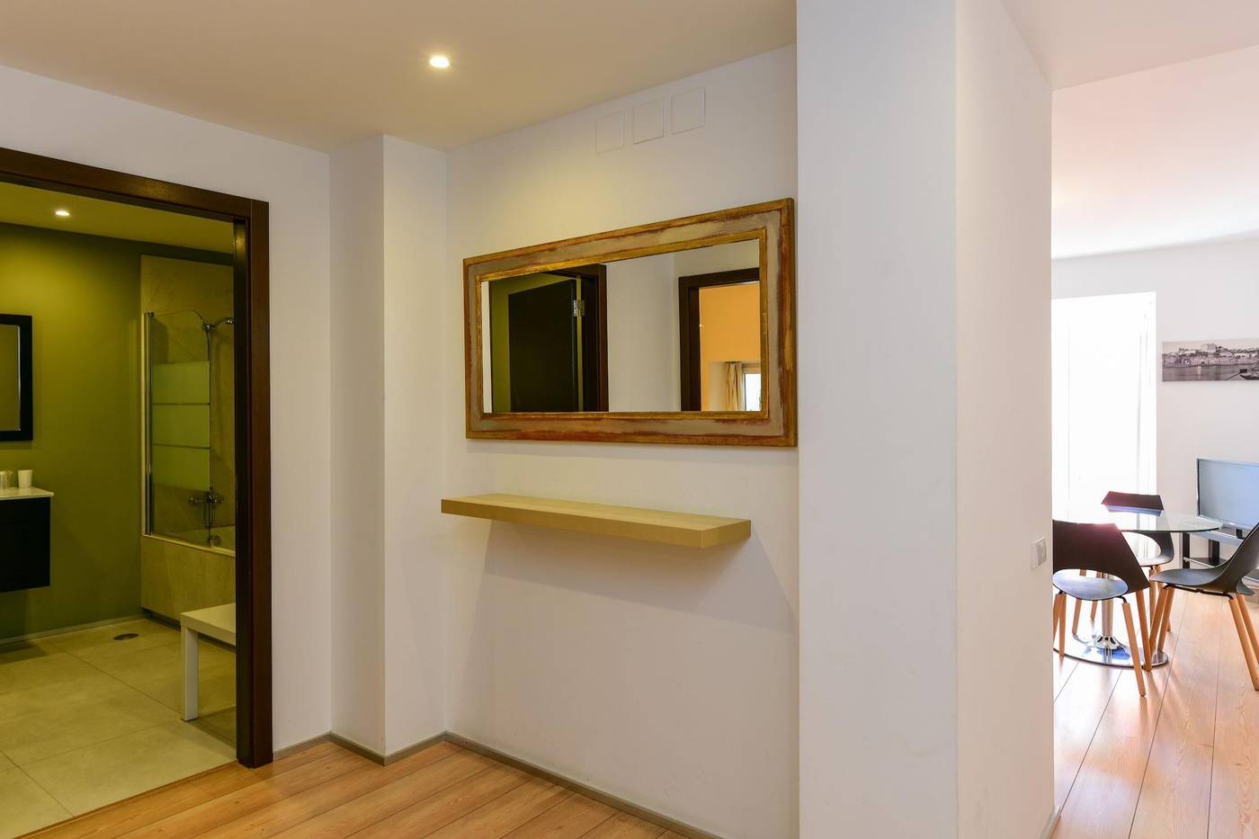 Alfama---Lisbon-Lounge-Suites-Room-64