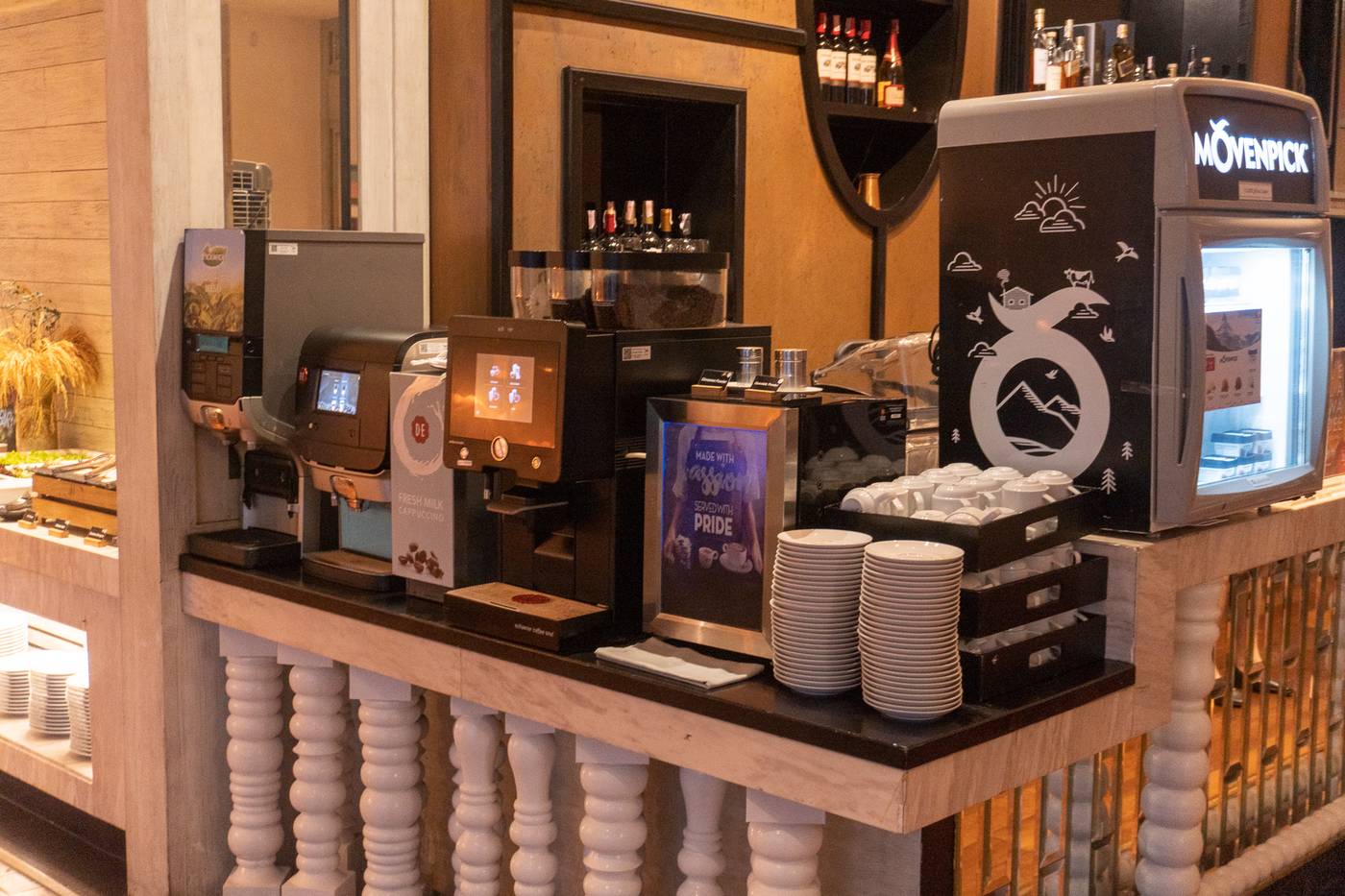 Movenpick-Hotel-Sukhumvit-15-Bangkok-Restaurant-21